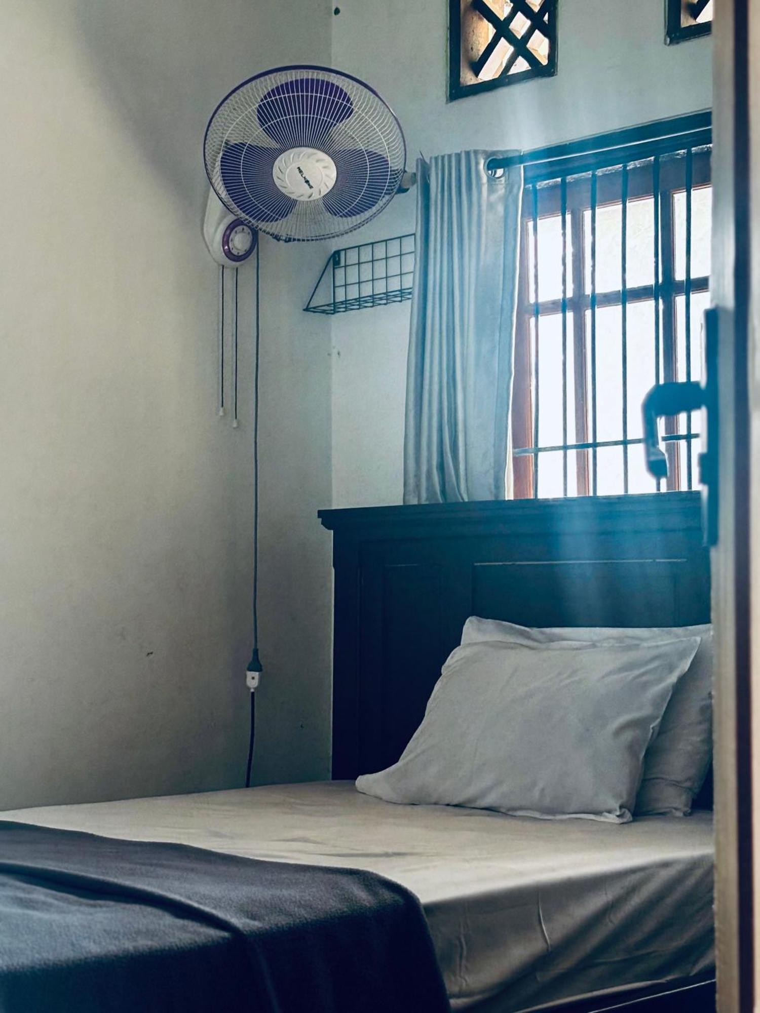 Zzz Hostel Ijen بانيووانجى المظهر الخارجي الصورة
